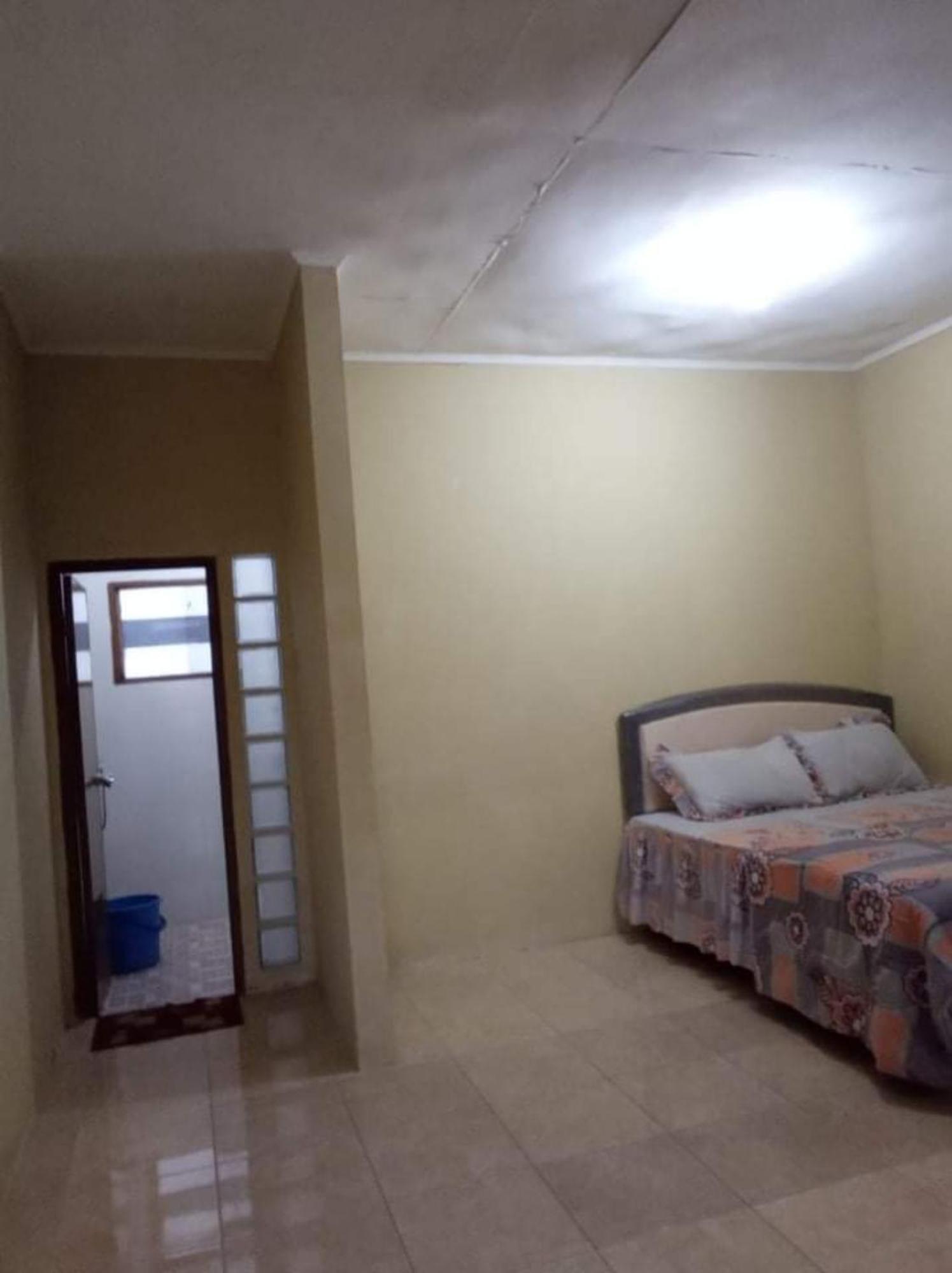 Villa Putih Cisarua Exteriör bild